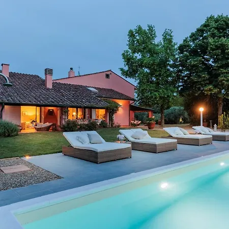 Ca Uvenere, Modern With Pool *