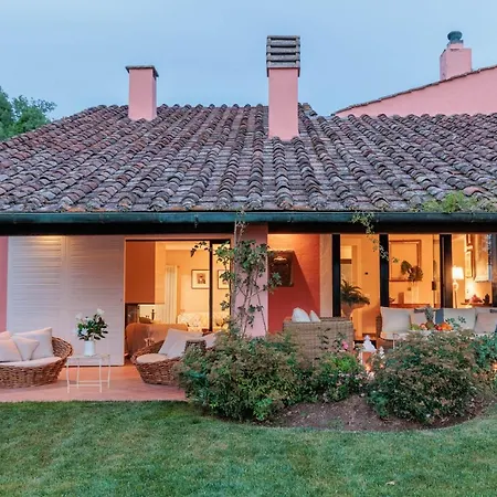 Ca Uvenere, Modern With Pool