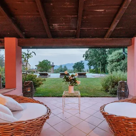 Ca Uvenere, Modern With Pool *