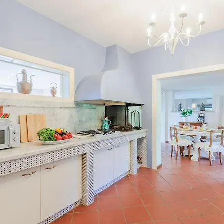 Villa Ca Uvenere, Modern With Pool Montecalvoli