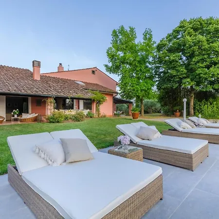 Ca Uvenere, Modern With Pool Montecalvoli