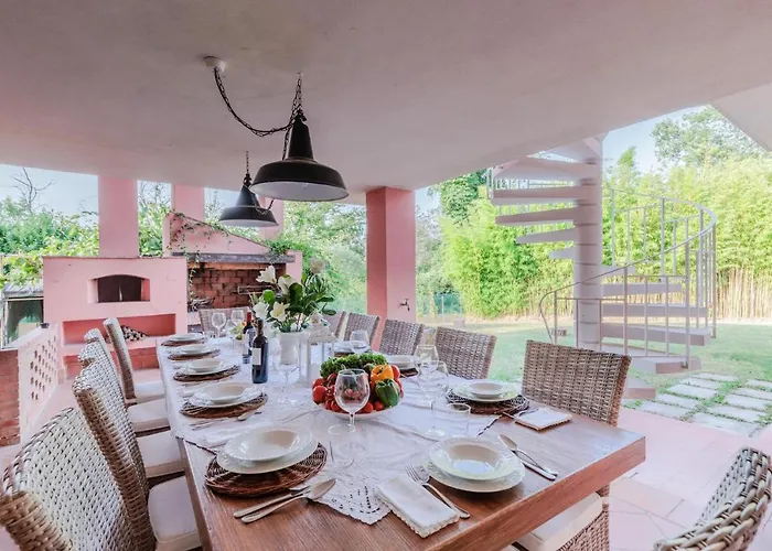 Ca Uvenere, Modern With Pool וילה Montecalvoli