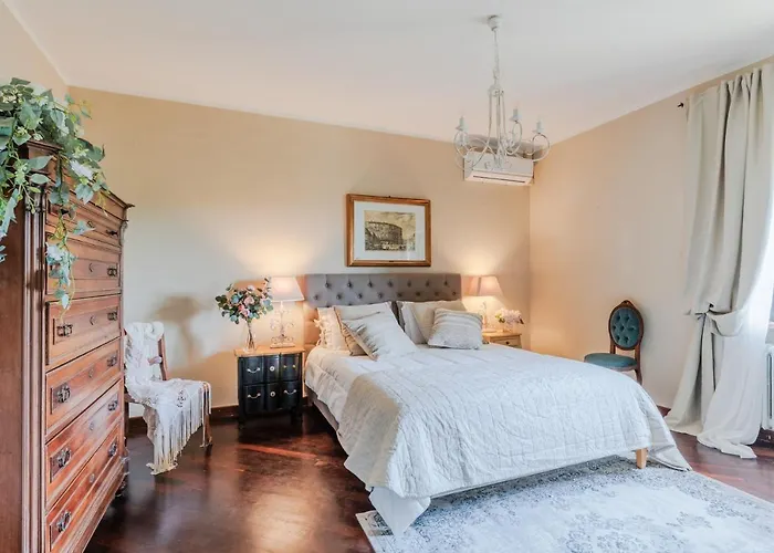 Ca Uvenere, Modern With Pool Montecalvoli