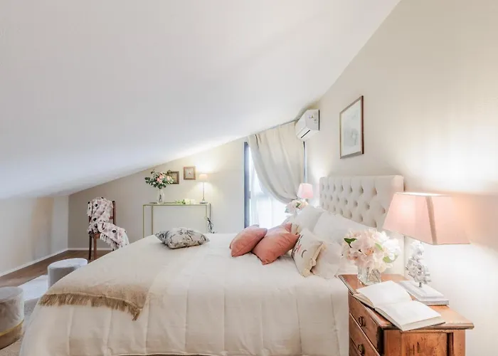 Ca Uvenere, Modern With Pool